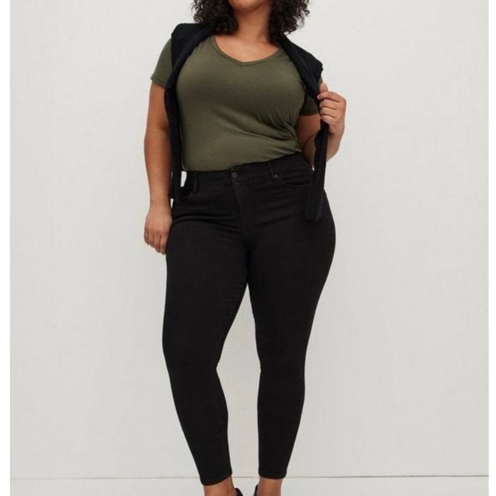 Torrid bombshell, skinny, premium stretch, high-rise, jean size 16, regular